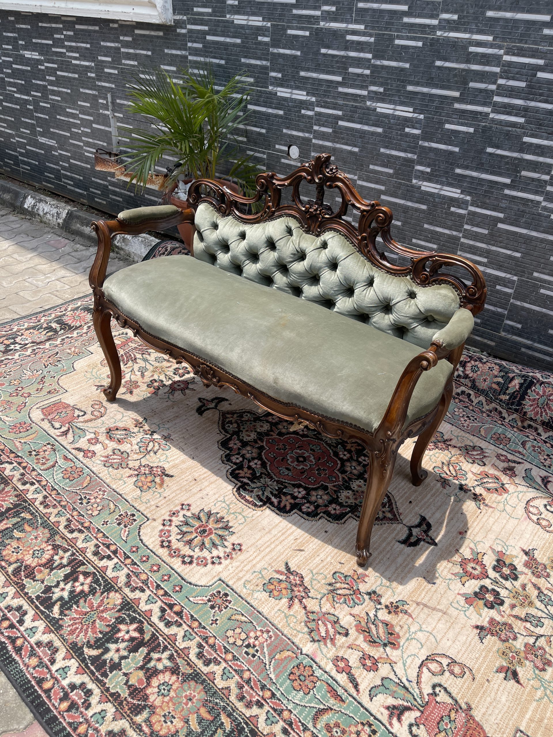 Green Vintage Corner Chair
