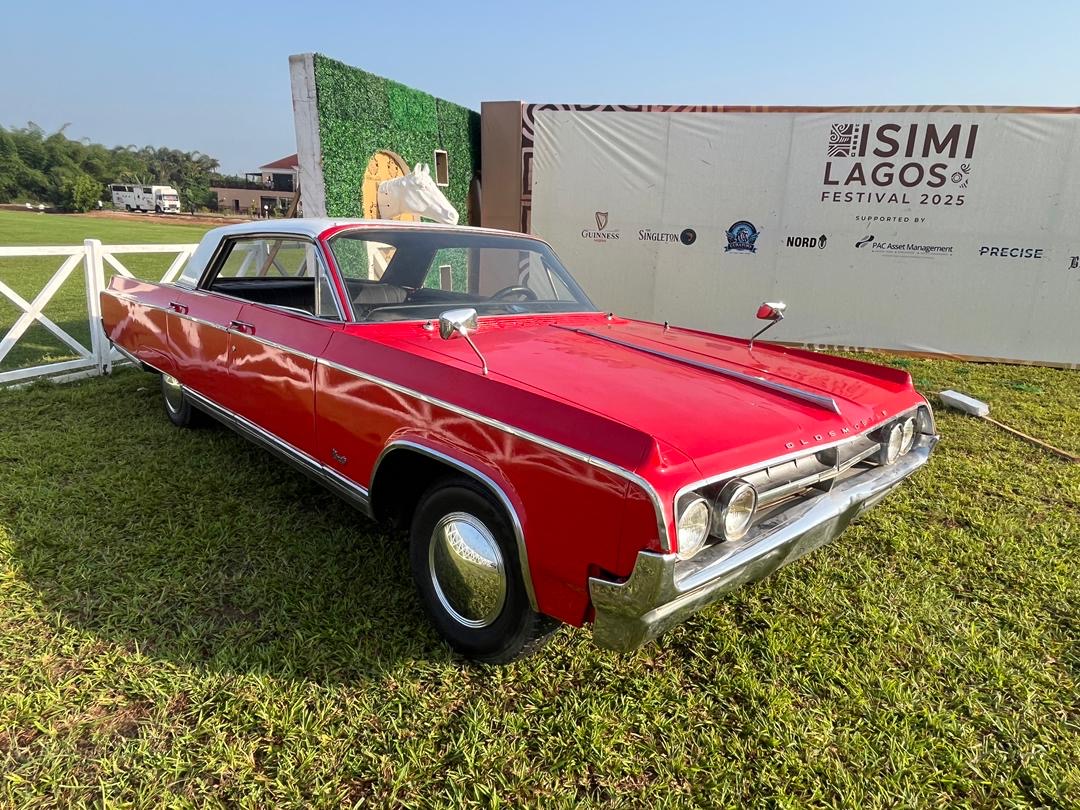 Red 1966 Oldsmobile Convertible - 10 Hours Rent