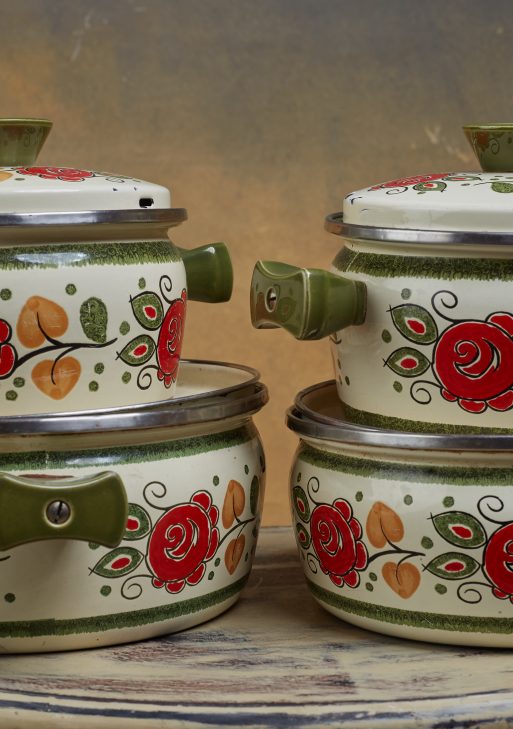 Vintage Plate Set