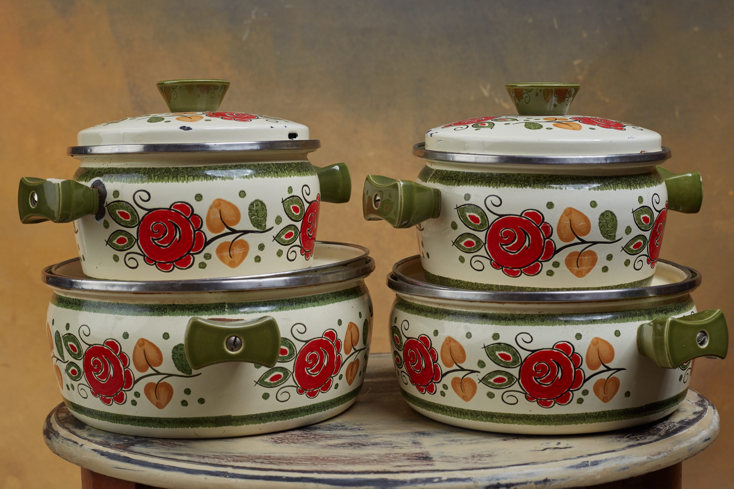 Vintage Plate Set