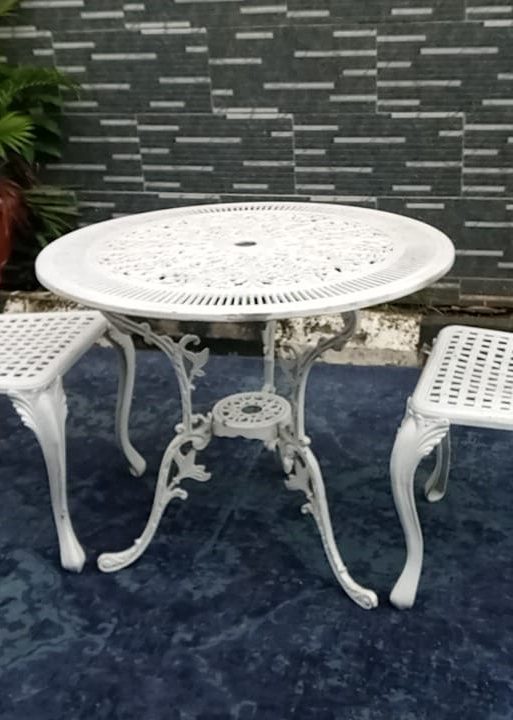 White Cast Aluminum 3-Piece Patio Bistro Set