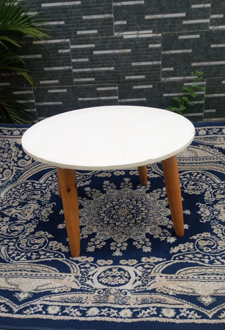 Scandinavian Round Accent Coffee Table