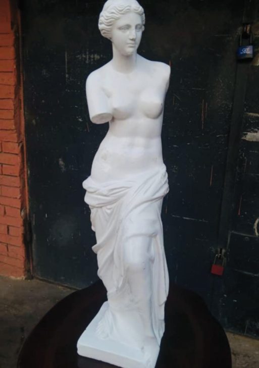 Classical Venus de Milo Replica Statue