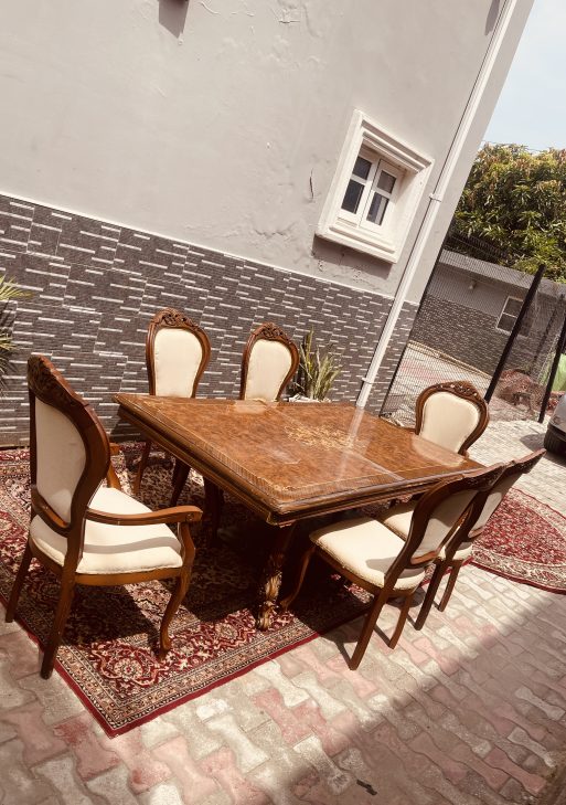 Luxury Traditional Dining Table Set with Six Chairs