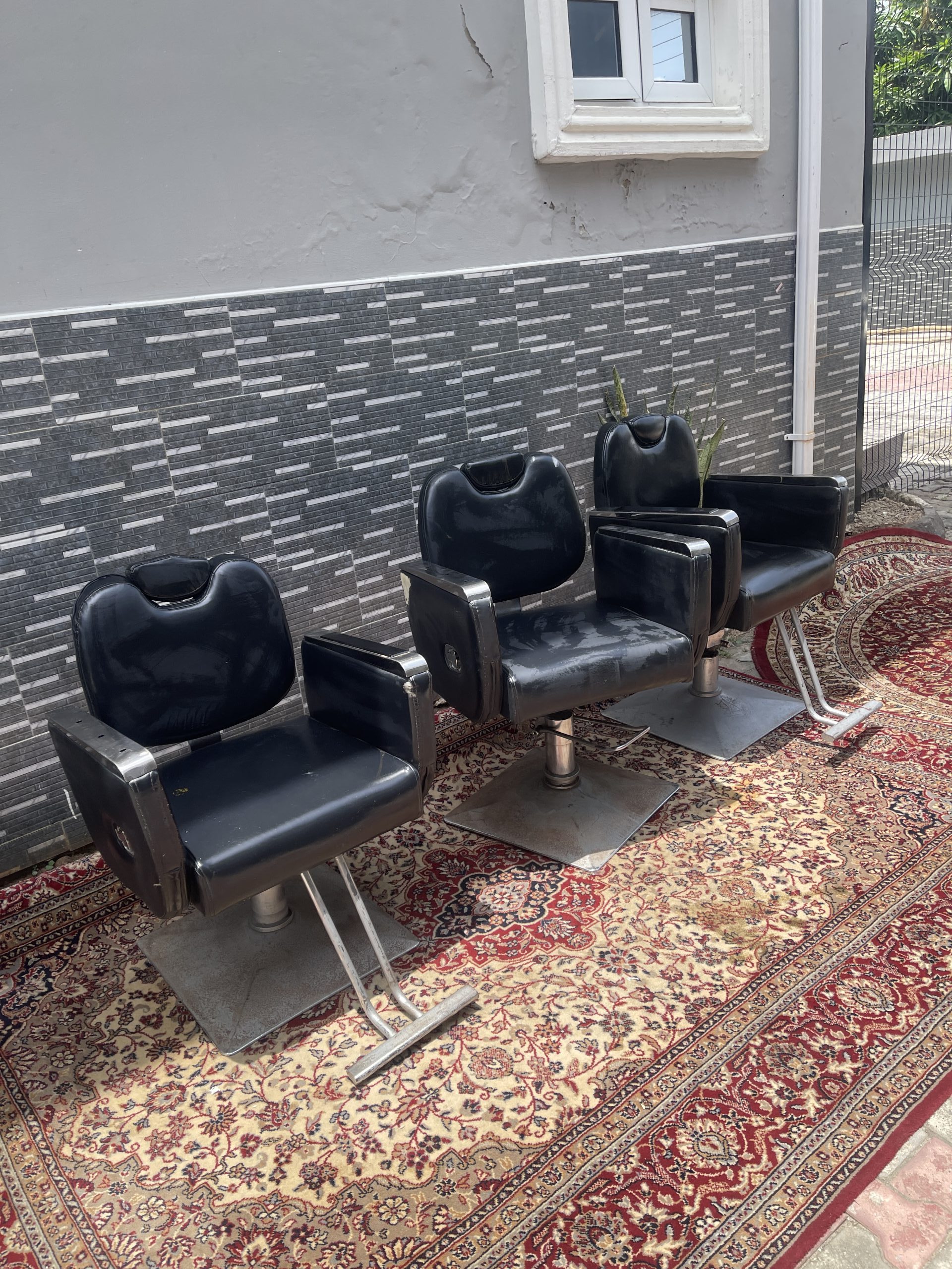 Classic Salon Styling Chair