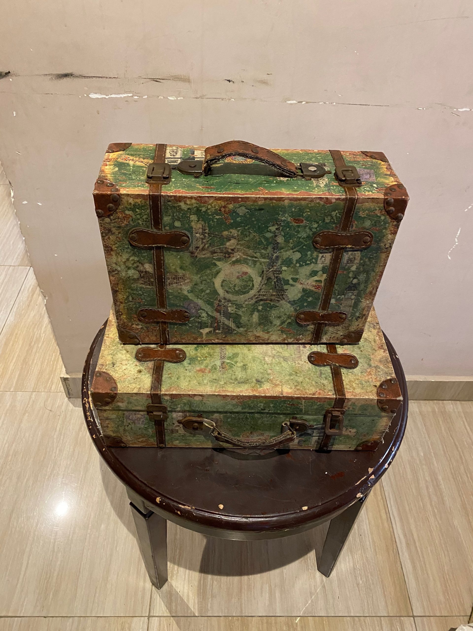 Vintage & Retro Suitcases & Briefcases Collection