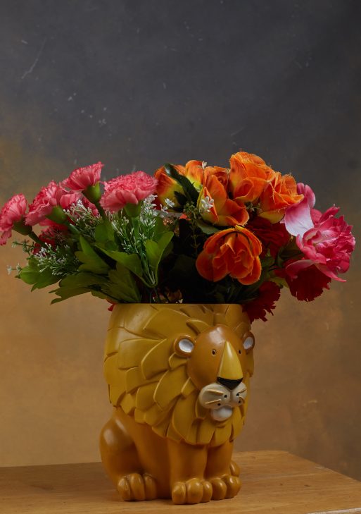 Lion Shaped Table Vase