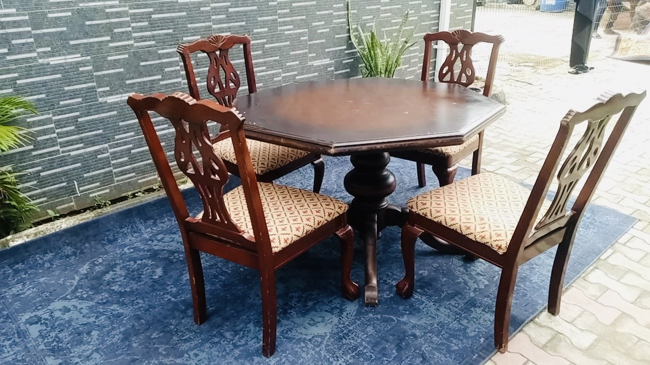 Vintage Mahogany Octagonal Dining Set