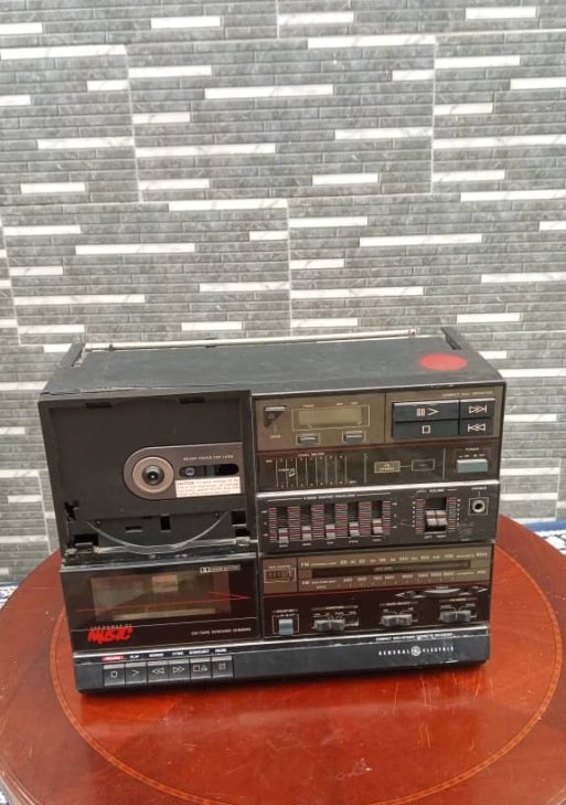 Vintage General Electric Portable CD & Cassette Boombox