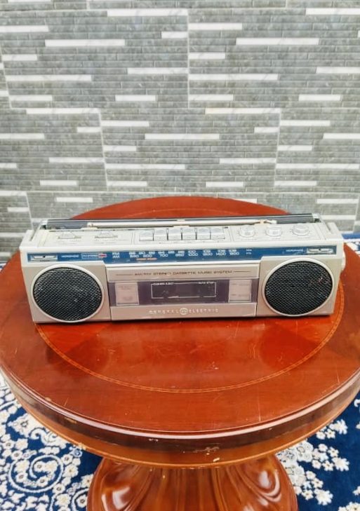 Vintage General Electric Stereo Cassette Music System