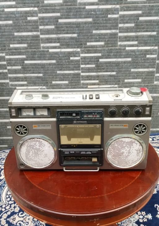 Vintage Hitachi Stereo Cassette Boombox
