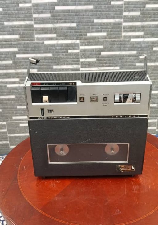 Vintage Concord Portable Cassette Tape Recorder